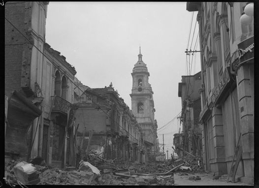 Lunes 12 de Abril de 1948 " EL TIEMPO": Bogotá está semidetruida. (3 días después de la muerte de Gaitán)