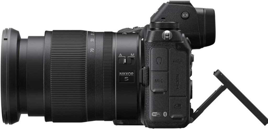 cámara fotográfica mirrorless Nikon z7 vista lateral