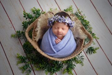 Fotografía newborn - fotografía de bebé recién nacido por Cristina Cadavid de Kiss Studio